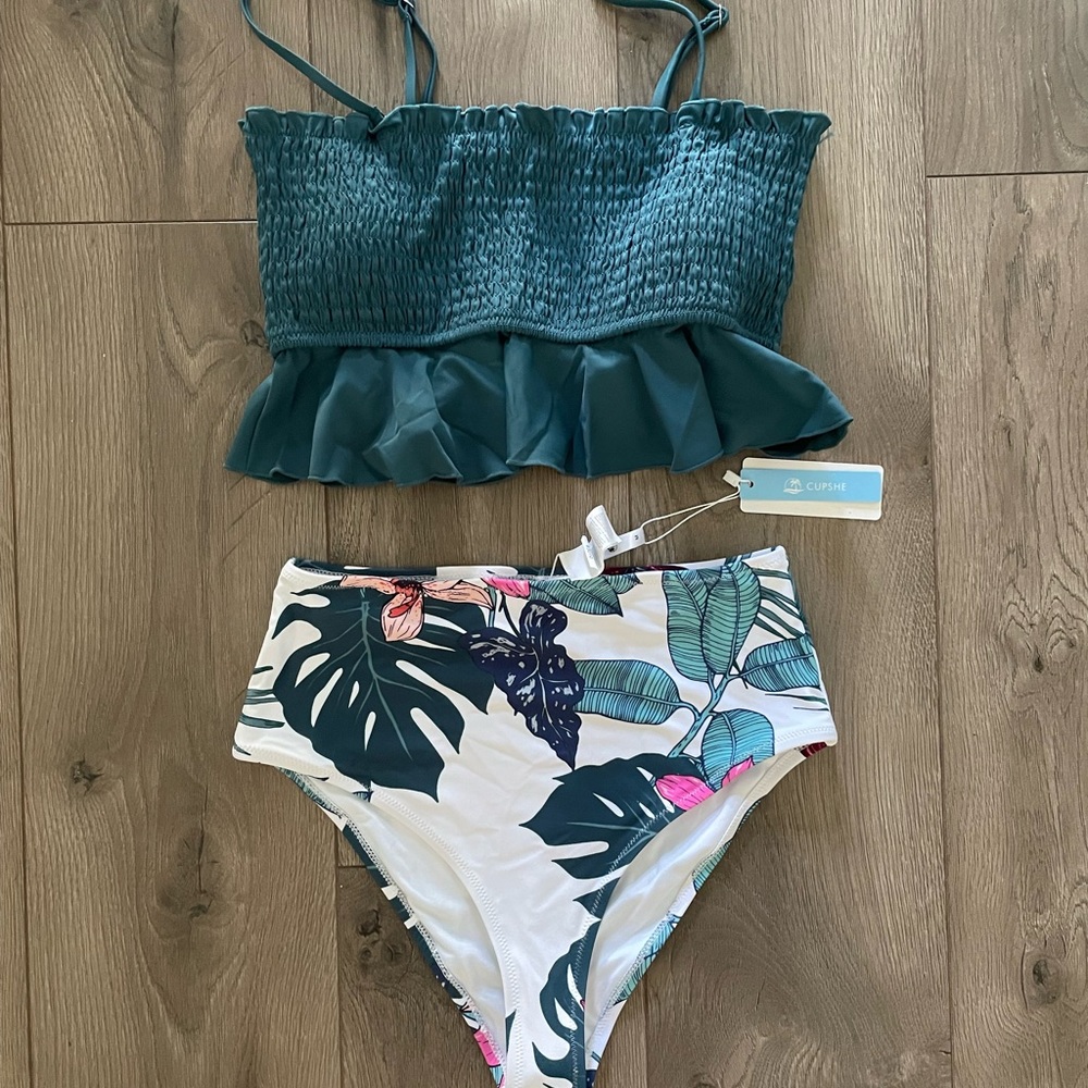 NWT CUPSHE two-piece high waisted bathing suit